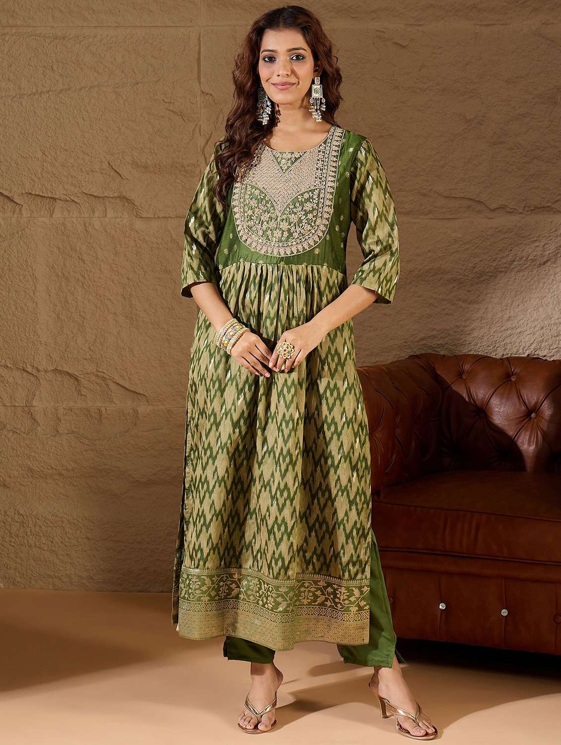 women self design three quarter sleeve kurta pant with dupatta set - 22322693 -  Standard Image - 4