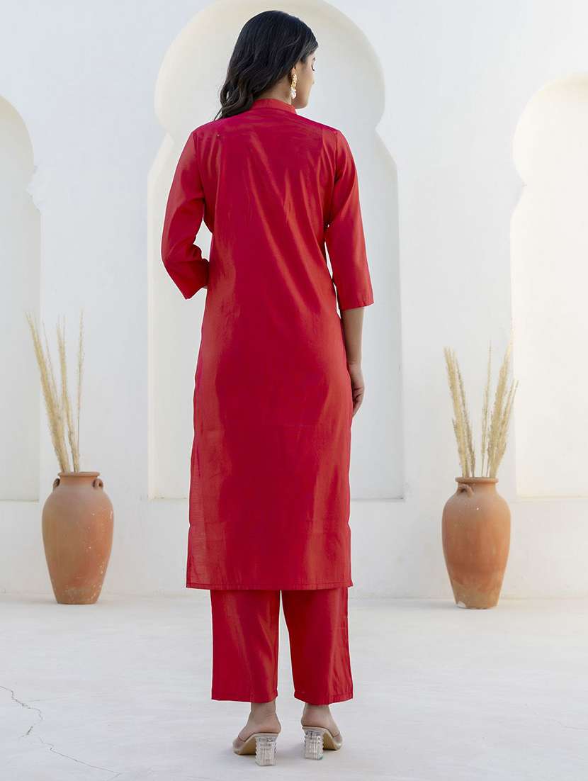 Women Solid Three Quarter Sleeve Kurta Pant With Dupatta Set - 22322877 -  Standard Image - 4