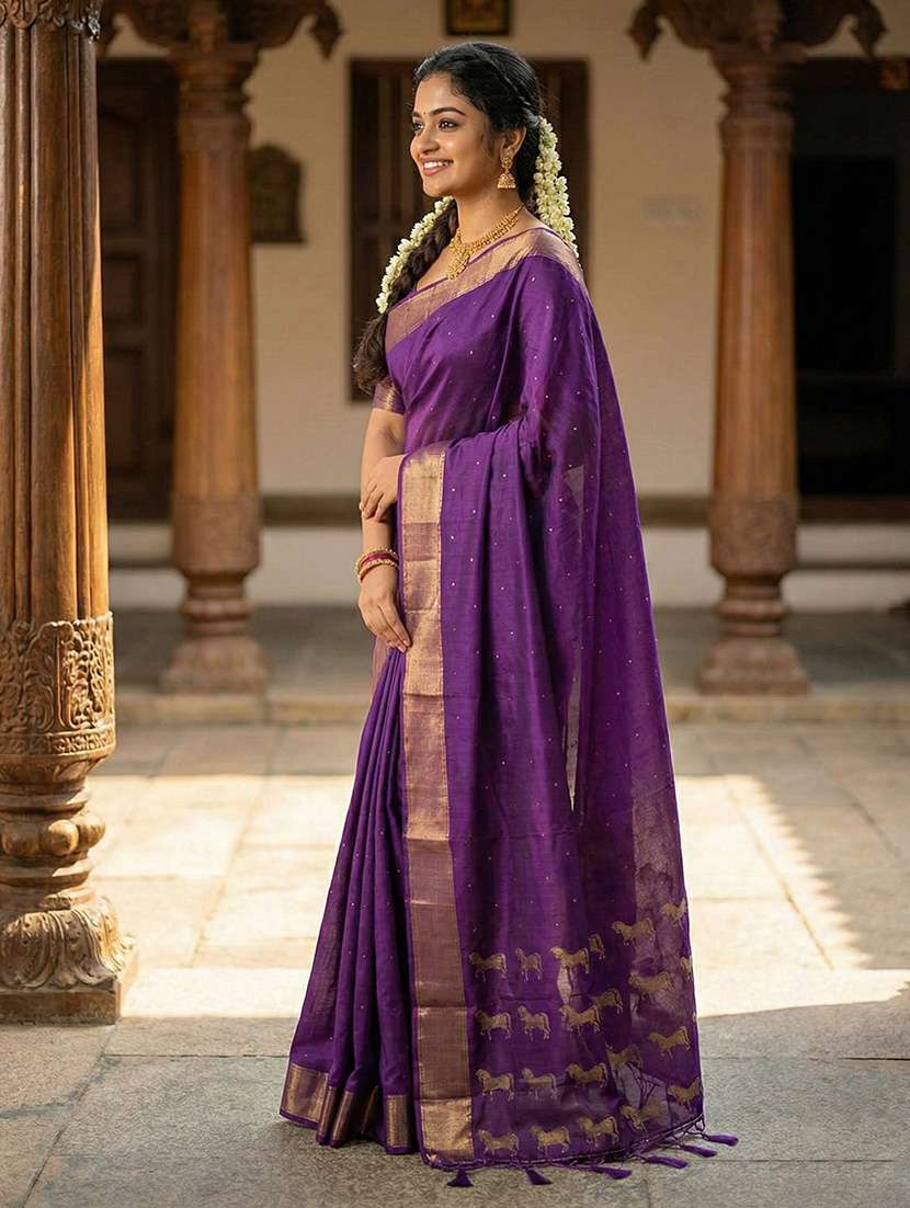 Women Self Design Bordered Saree With Blouse - 22322943 -  Standard Image - 1