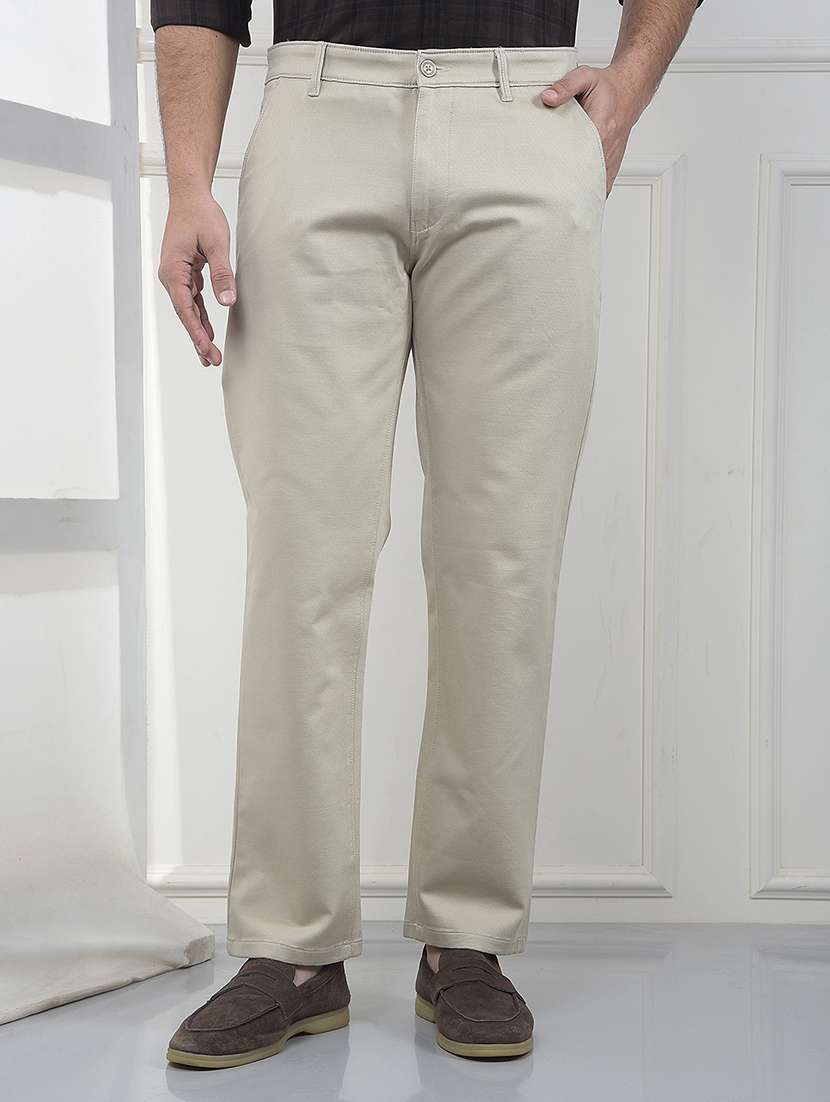 men solid mid rise chinos casual trouser