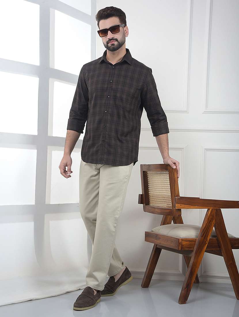 men solid mid rise chinos casual trouser - 22323071 -  Standard Image - 4