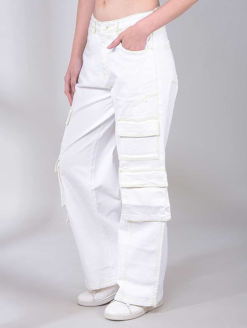women solid mid rise relaxed fit cargo