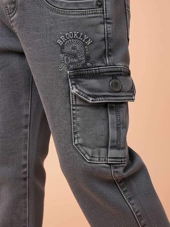 boys solid mid rise cargo - 22323246 -  Standard Image - 4