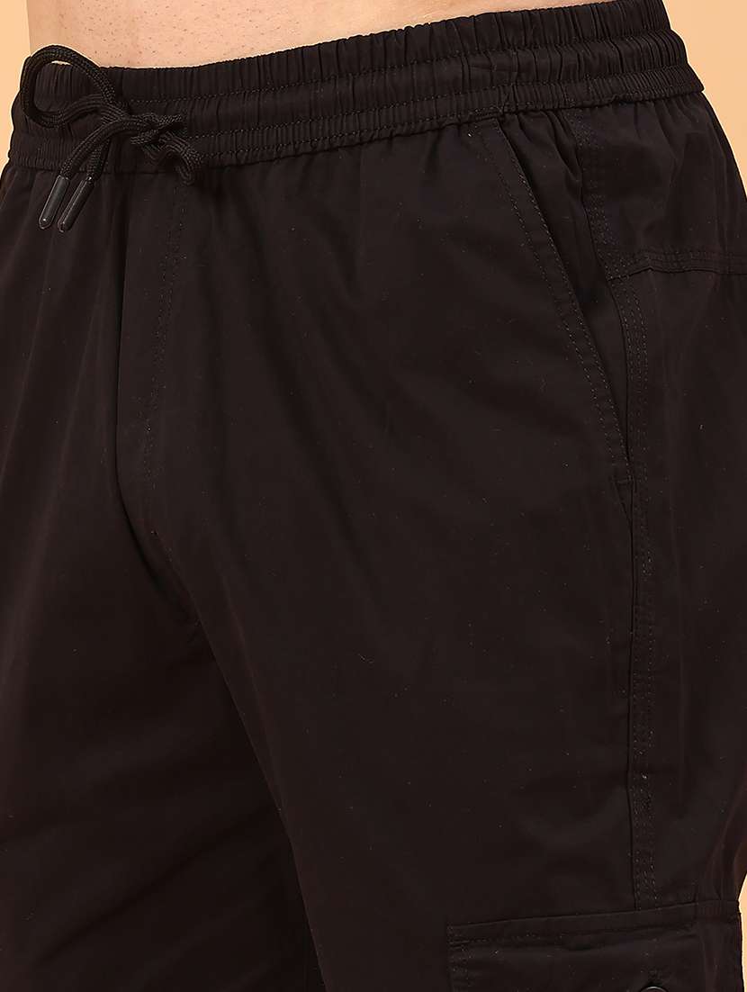 men solid mid rise regular fit cargo  - 22323368 -  Standard Image - 1