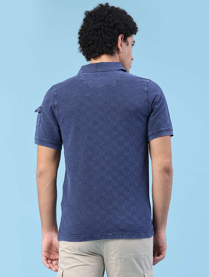 men textured short sleeves polo t-shirt - 22323511 -  Standard Image - 4