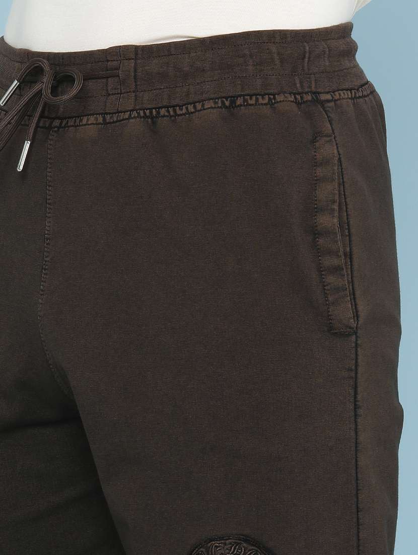 Men Solid Mid Rise Regular Fit Shorts - 22323582 -  Standard Image - 1
