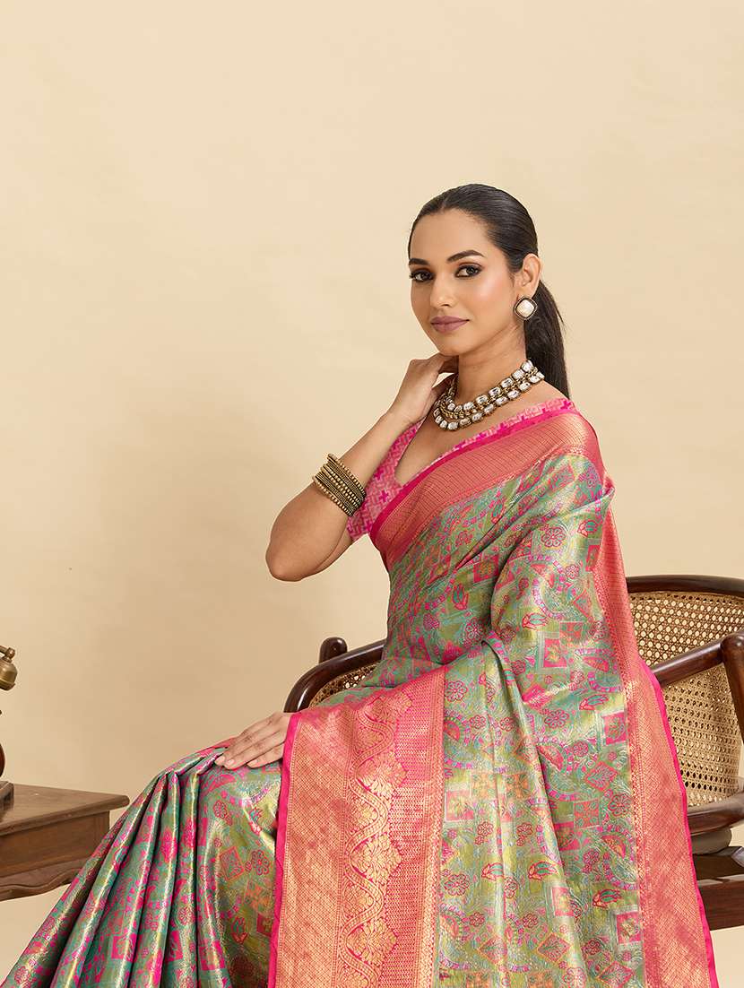 women self design banarasi saree with blouse - 22324054 -  Standard Image - 4
