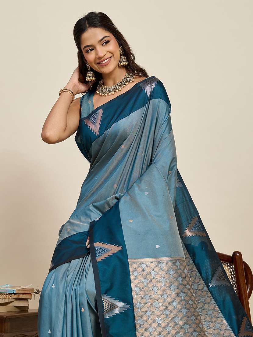 women self design banarasi saree with blouse - 22324064 -  Standard Image - 4