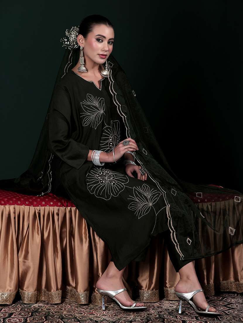 women solid with work three quarter sleeve kurta pant with dupatta set - 22324144 -  Standard Image - 1