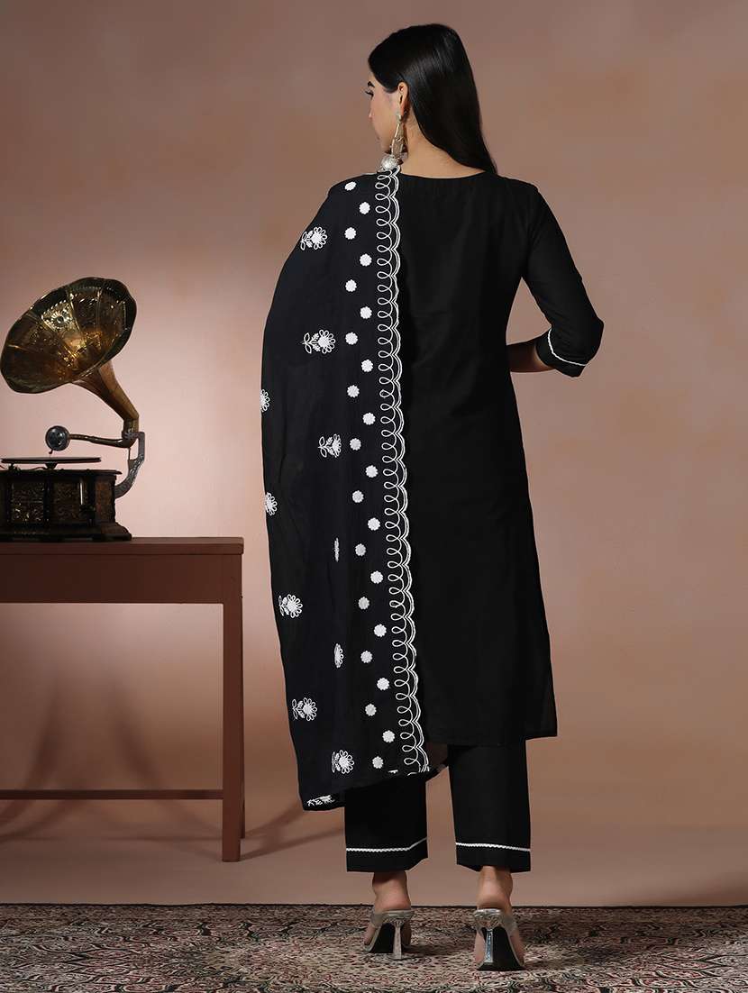 women solid with work three quarter sleeve kurta pant with dupatta set - 22324177 -  Standard Image - 4