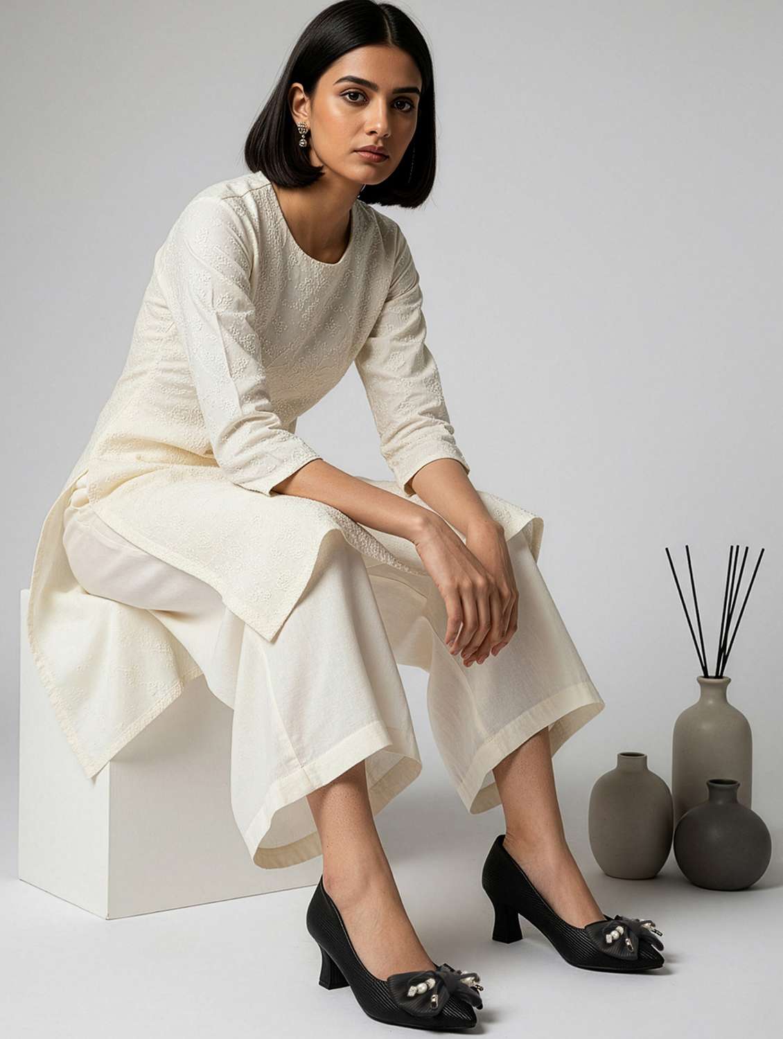 women solid slip on pump - 22324443 -  Standard Image - 4