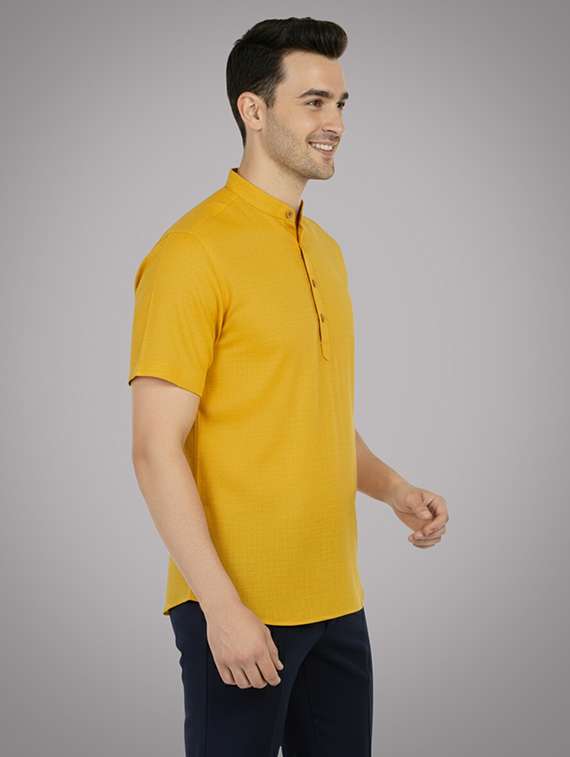 men solid mandarin neck short kurta - 22326399 -  Standard Image - 1