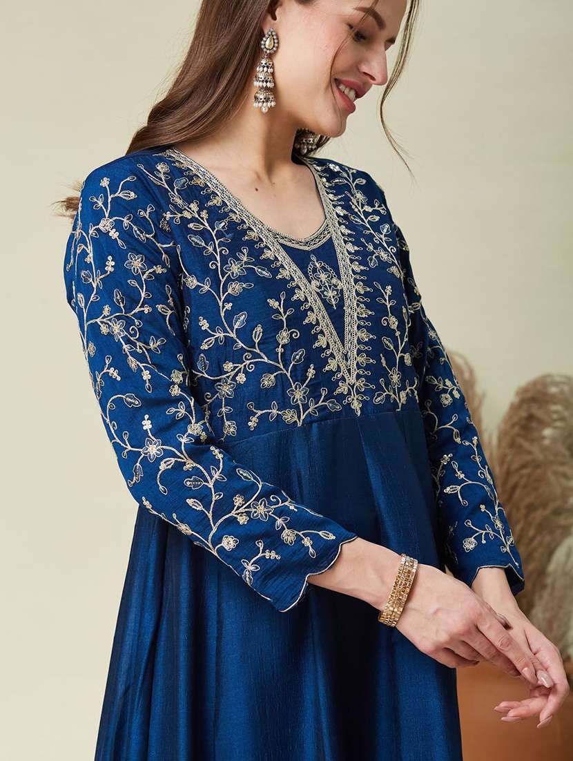 women solid with work long sleeve kurta pant with dupatta set - 22326580 -  Standard Image - 4