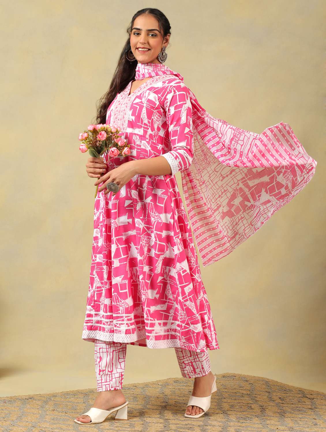 women printed three quarter sleeve kurta pant with dupatta set - 22326582 -  Standard Image - 1
