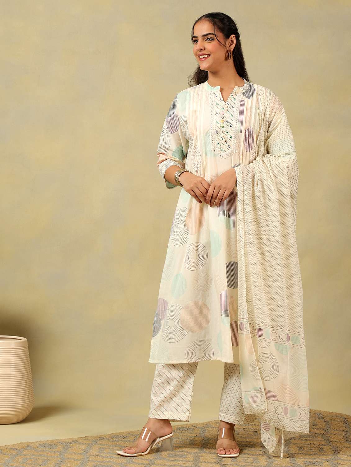 women printed three quarter sleeve kurta pant with dupatta set