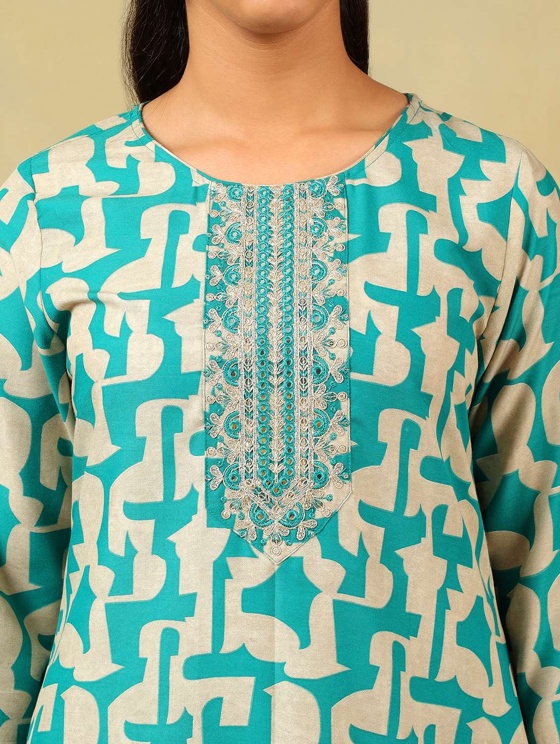 women abstract three quarter sleeve kurta pant with dupatta set - 22326631 -  Standard Image - 4