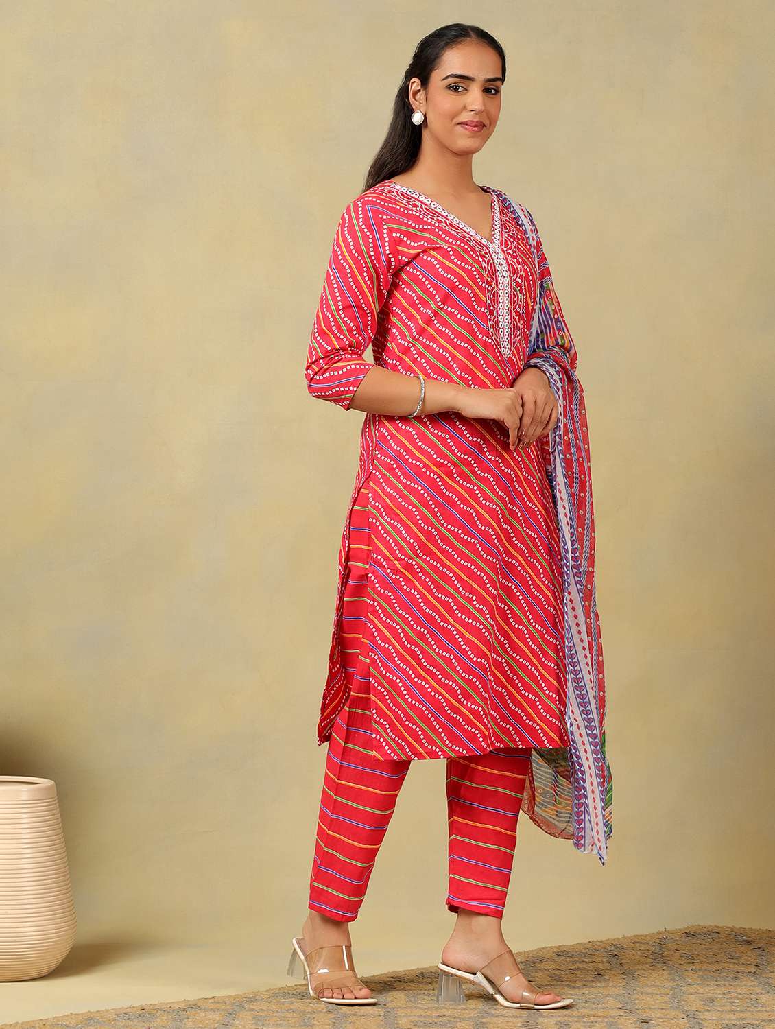 women printed three quarter sleeve kurta pant with dupatta set - 22326640 -  Standard Image - 1