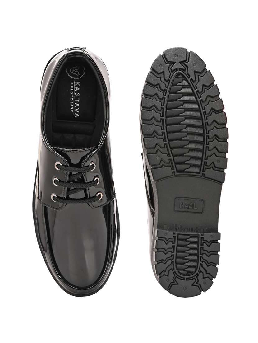 Men Black Slip On Derby - 22327572 -  Standard Image - 4