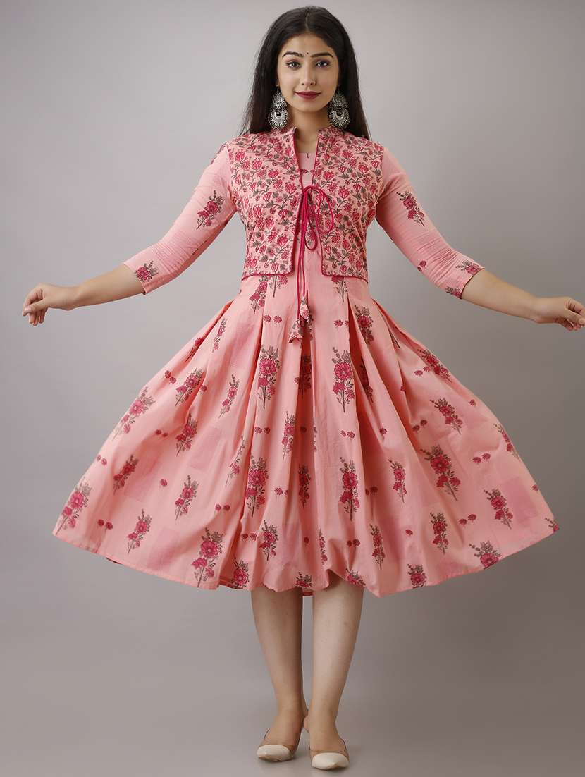 women floral print three quarter sleeve kurta - 22327592 -  Standard Image - 4