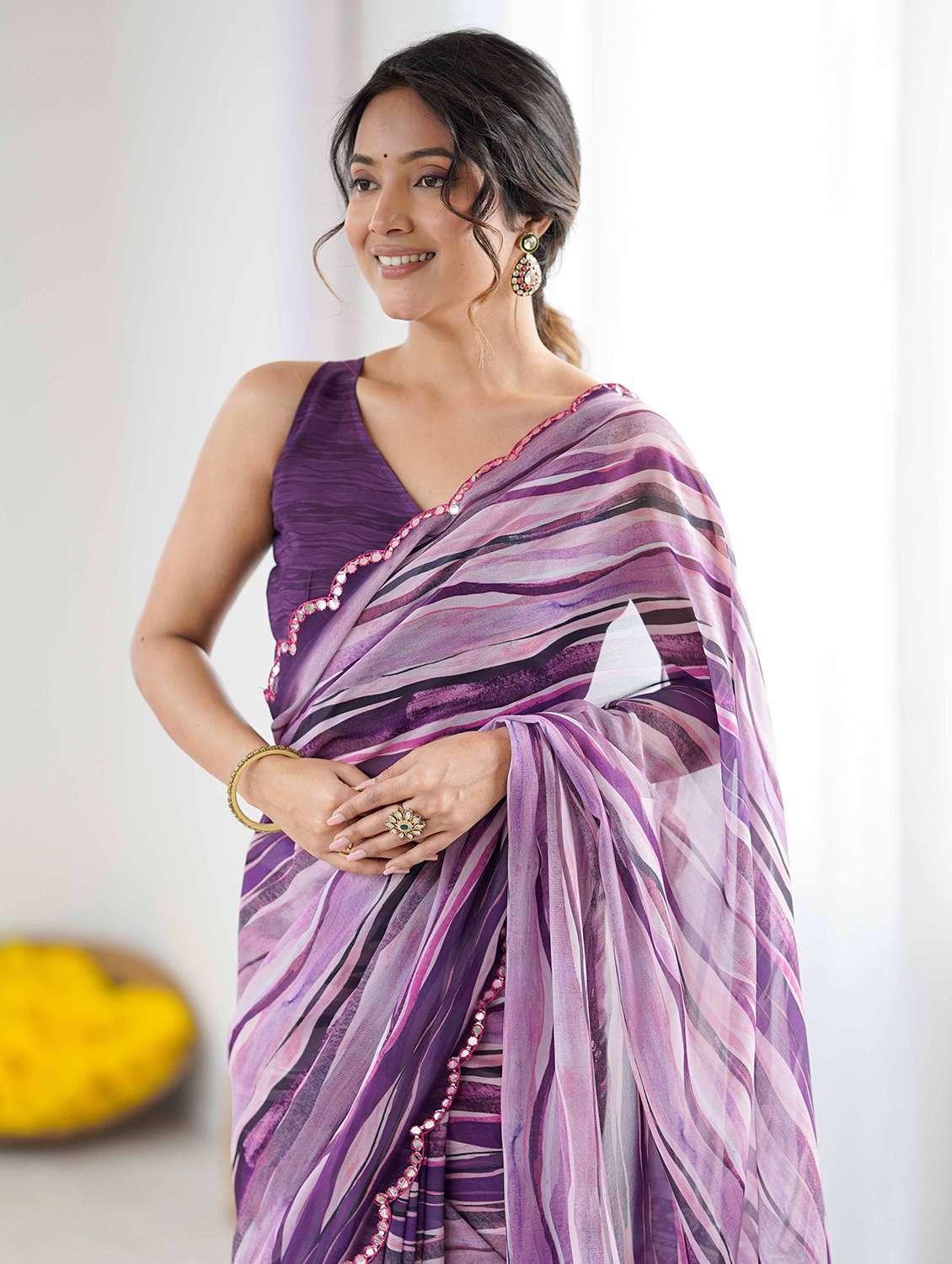 women printed casual wear saree with blouse - 22327609 -  Standard Image - 1