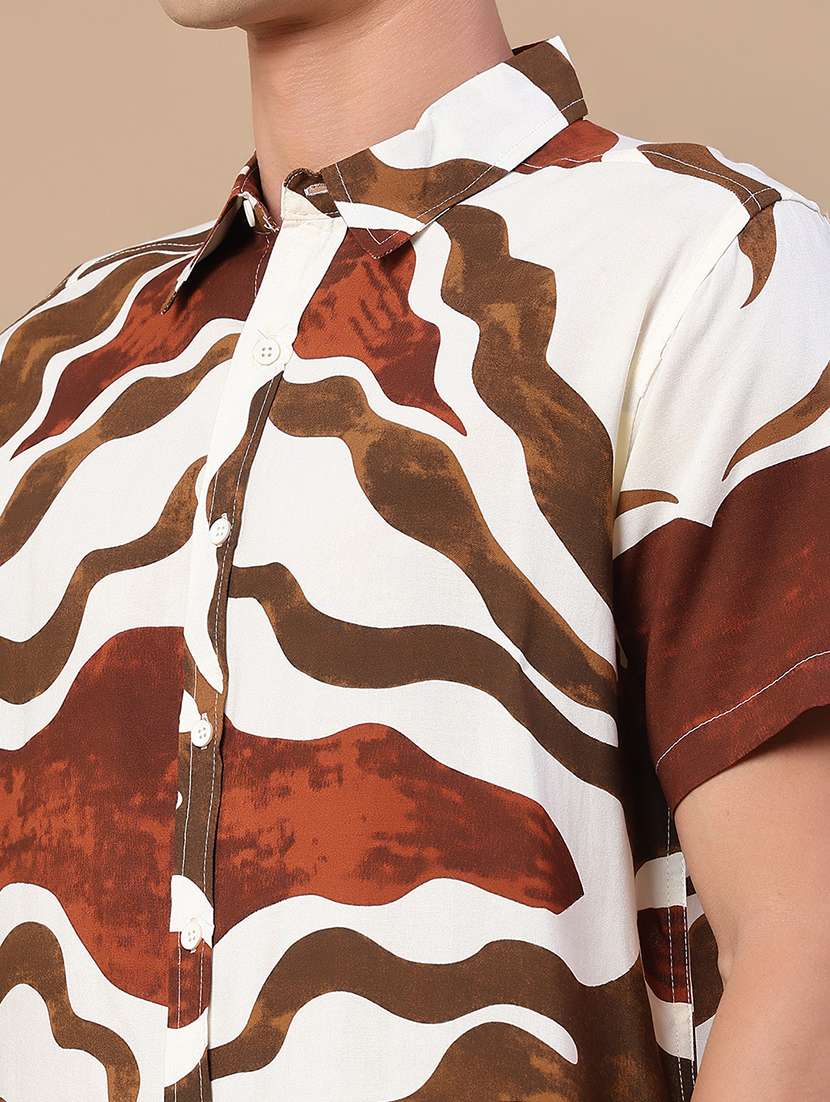 men printed short sleeves shirt and shorts co-ord set - 22328491 -  Standard Image - 1
