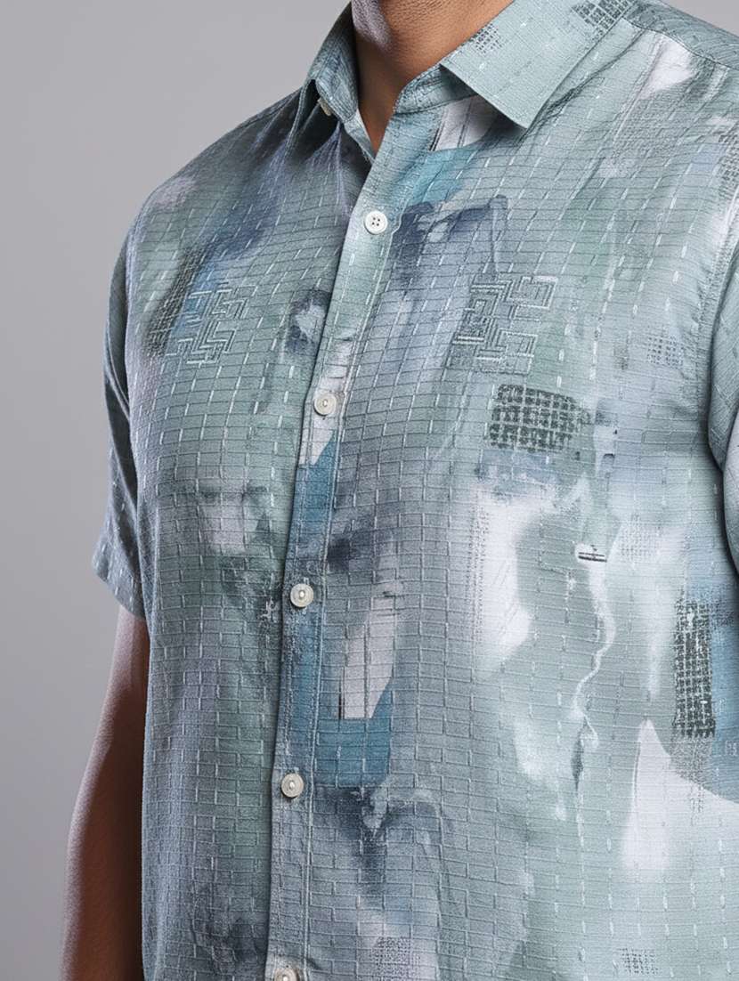 Men Abstract Short Sleeve Regular Fit Casual Shirt - 22328592 -  Standard Image - 4