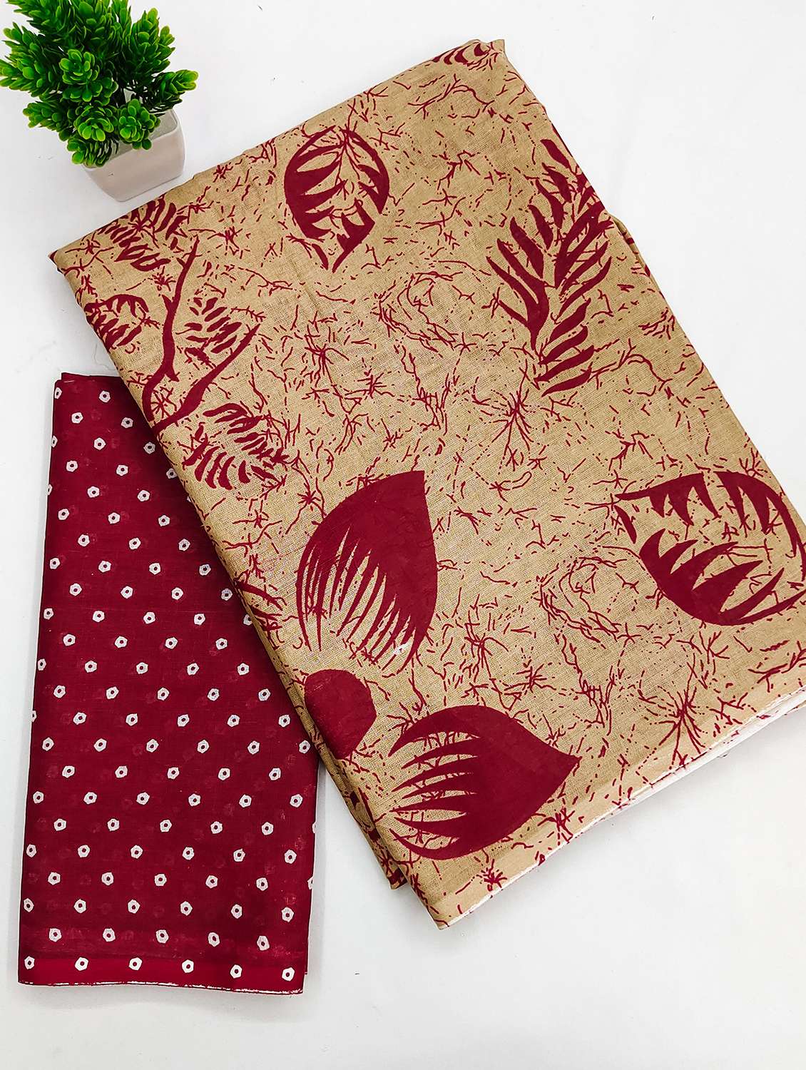 women printed casual wear saree with blouse - 22328668 -  Standard Image - 4