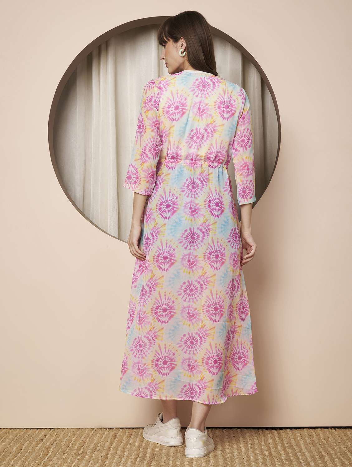 women printed three quarter sleeve long shrug - 22328806 -  Standard Image - 4