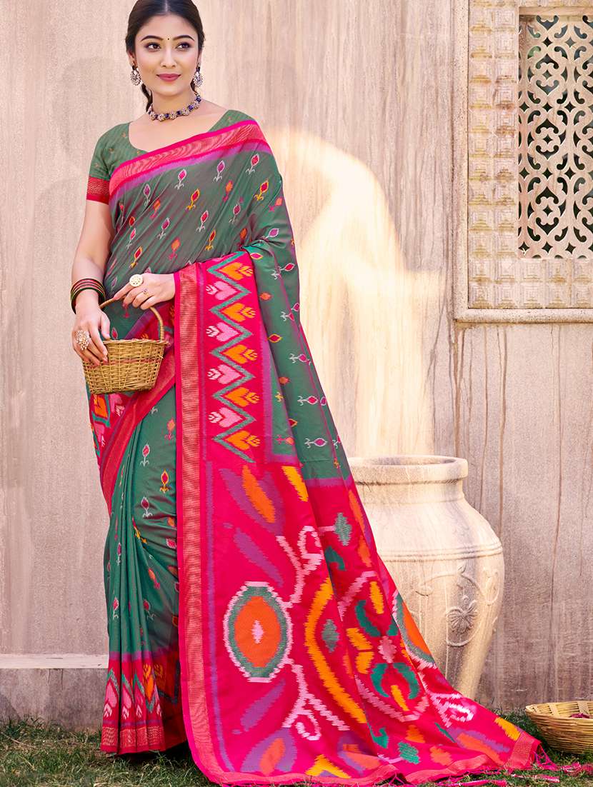 women self design pochampalli saree with blouse