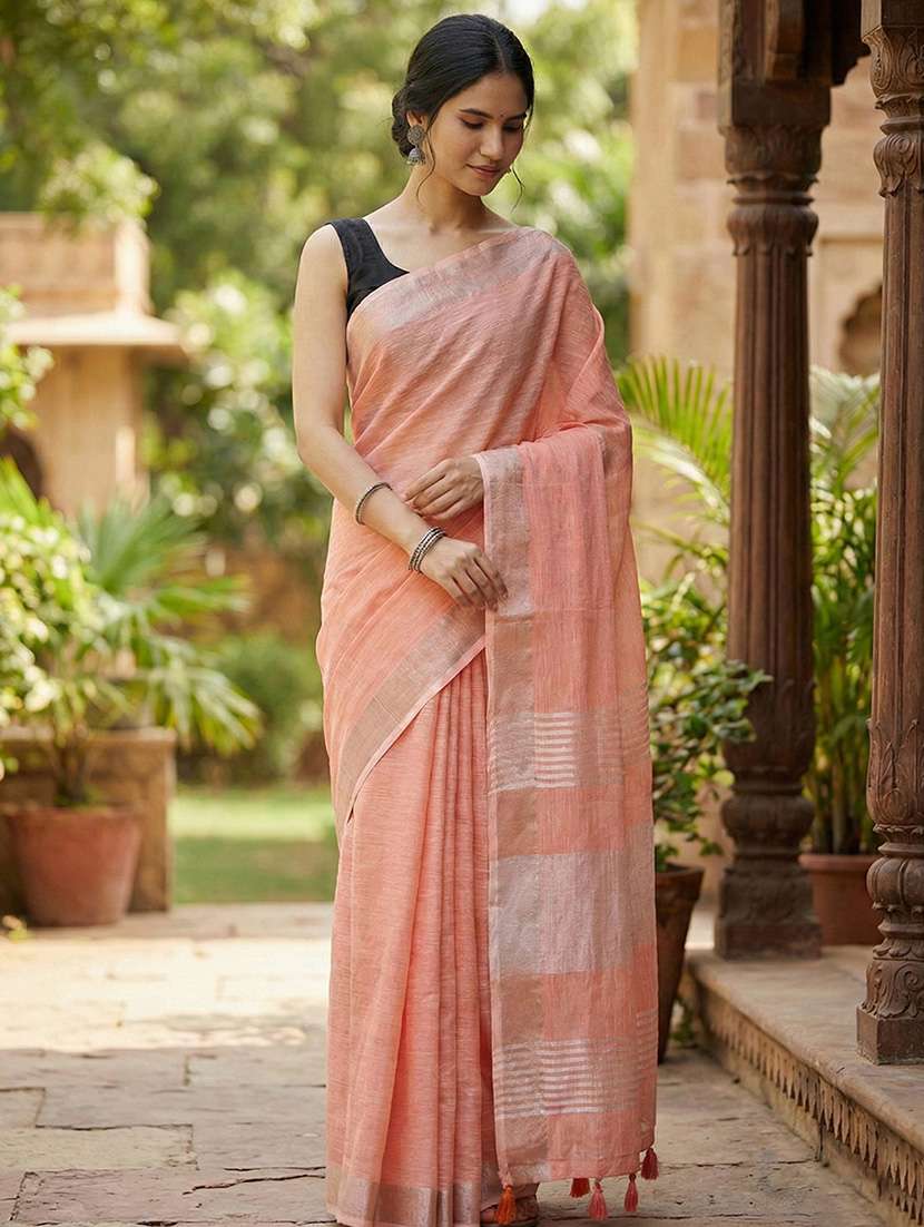 women solid with bordered handloom saree with blouse - 22329305 -  Standard Image - 1