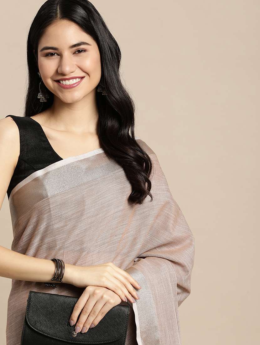 women solid with bordered handloom saree with blouse - 22329319 -  Standard Image - 4