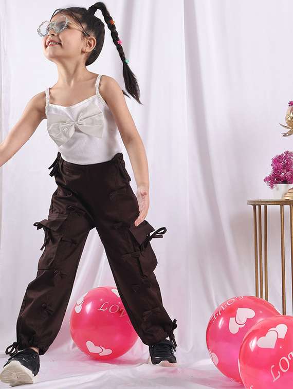 Girls Solid Mid Rise Cargo - 22329490 -  Standard Image - 4