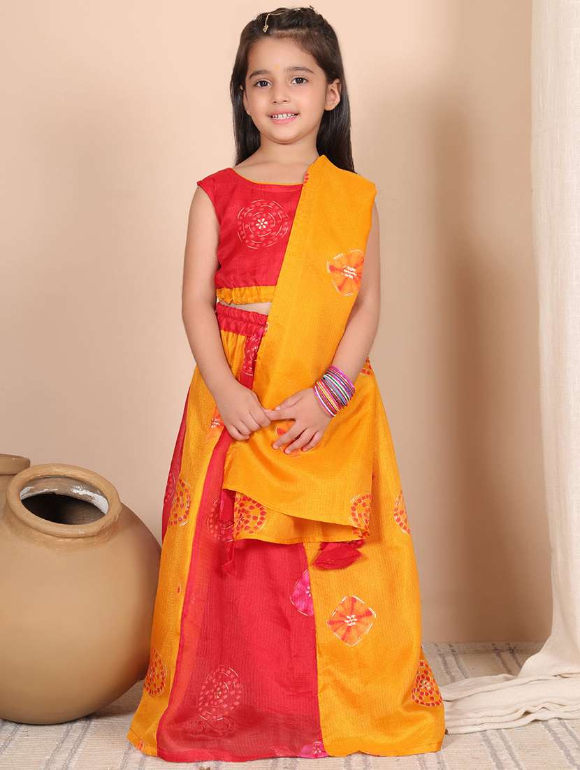 girls sleeveless lehenga and choli set  with dupatta