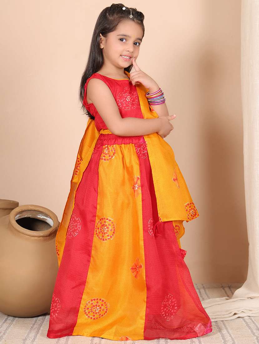 girls sleeveless lehenga and choli set  with dupatta - 22329515 -  Standard Image - 1