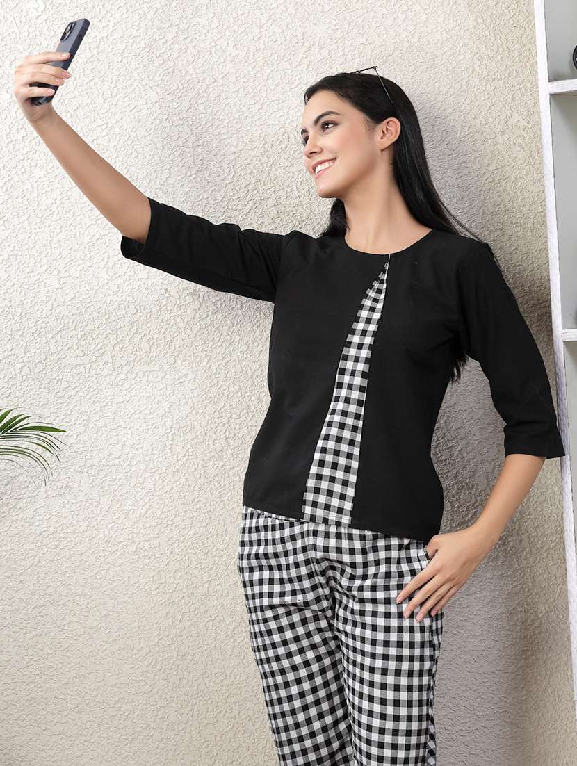 women printed bluit-in bra nightwear pyjama set - 22330175 -  Standard Image - 1