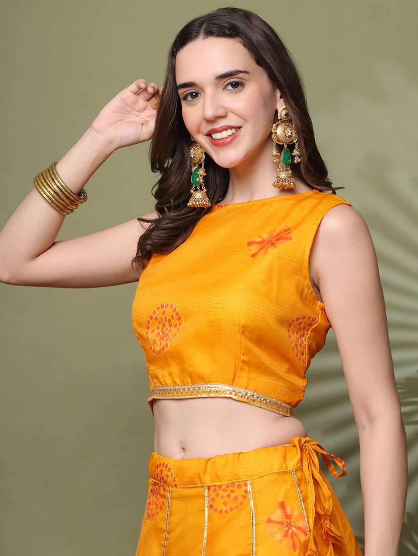 women printed sleeveless crop top - 22330404 -  Standard Image - 4