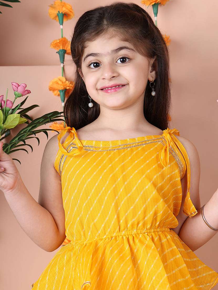girls printed sleeveless kurta and palazzo set  - 22331428 -  Standard Image - 4
