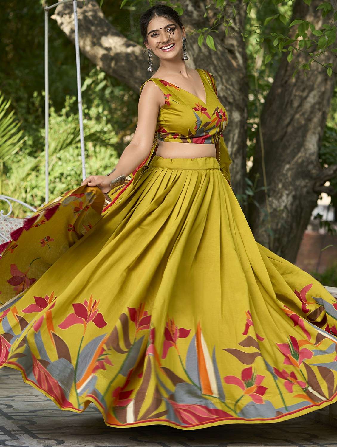 women printed semi-stitched flared lehenga - 22331468 -  Standard Image - 1