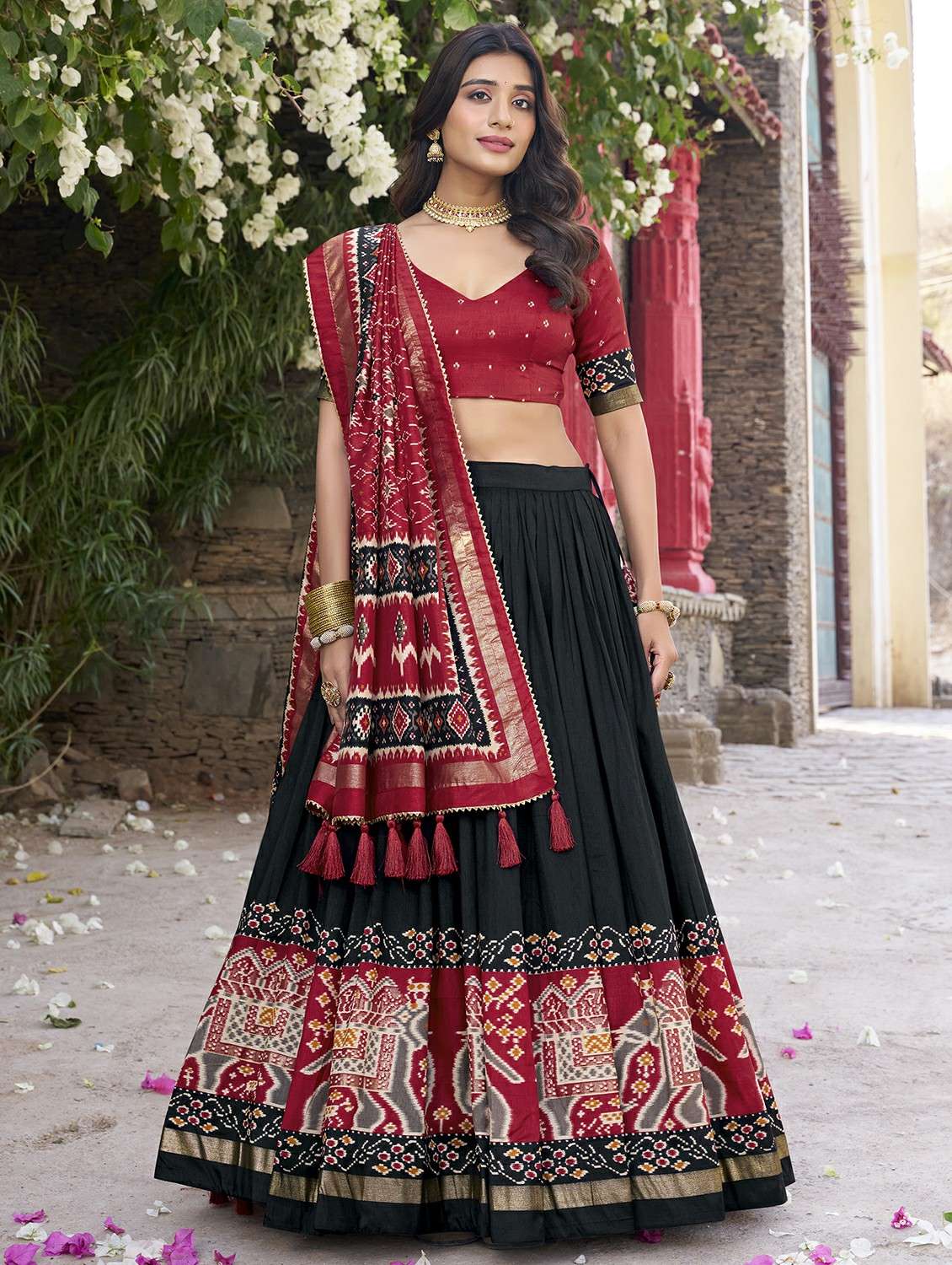 women printed semi-stitched flared lehenga - 22331486 -  Standard Image - 1