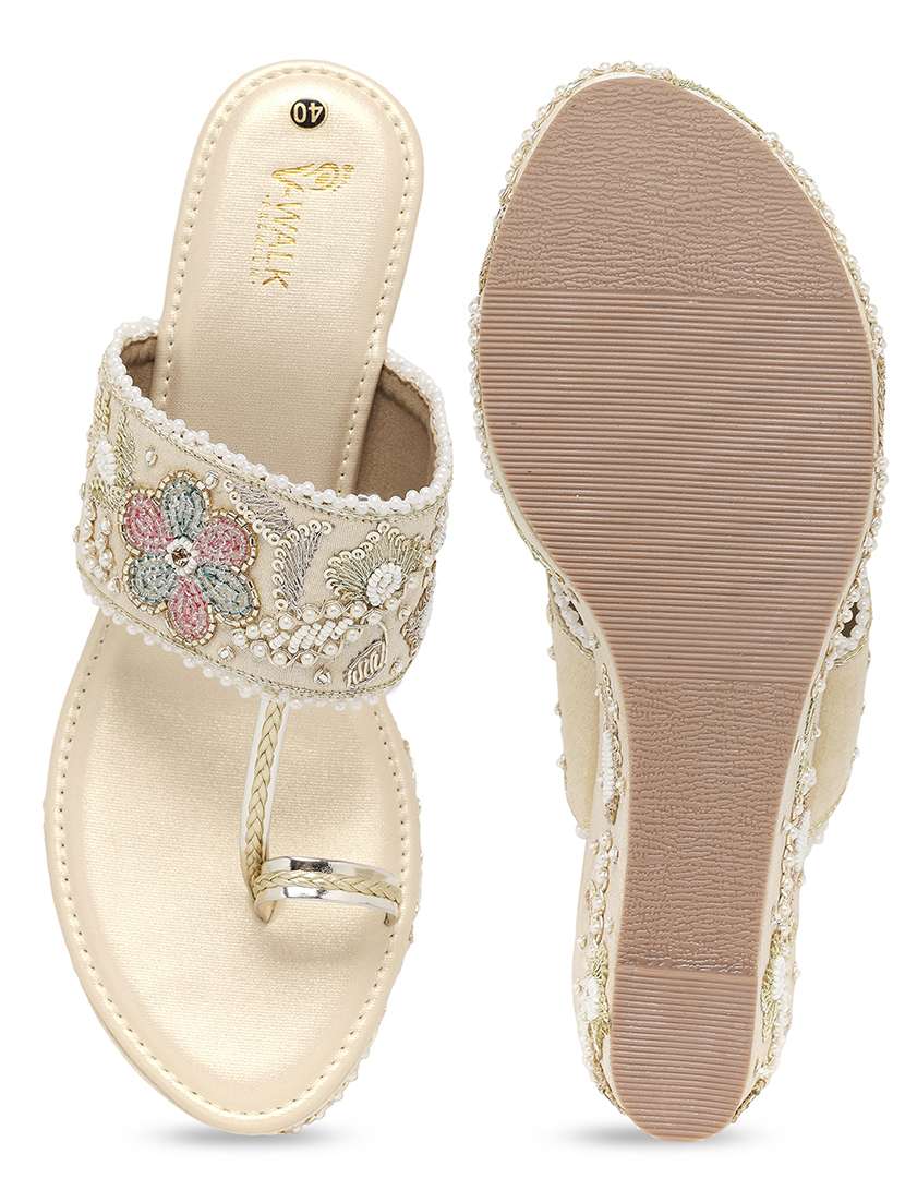 women embellished one toe wedges - 22331743 -  Standard Image - 4