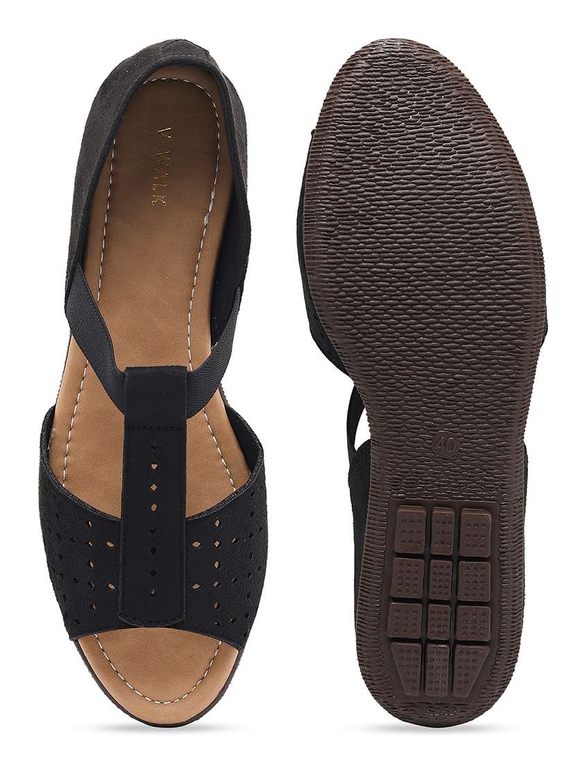 Women Solid Slip On Flat Sandal - 22331827 -  Standard Image - 4