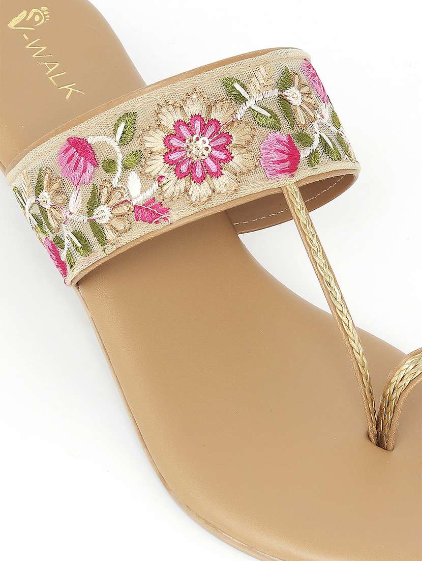 women slip on flat sandals - 22331849 -  Standard Image - 4