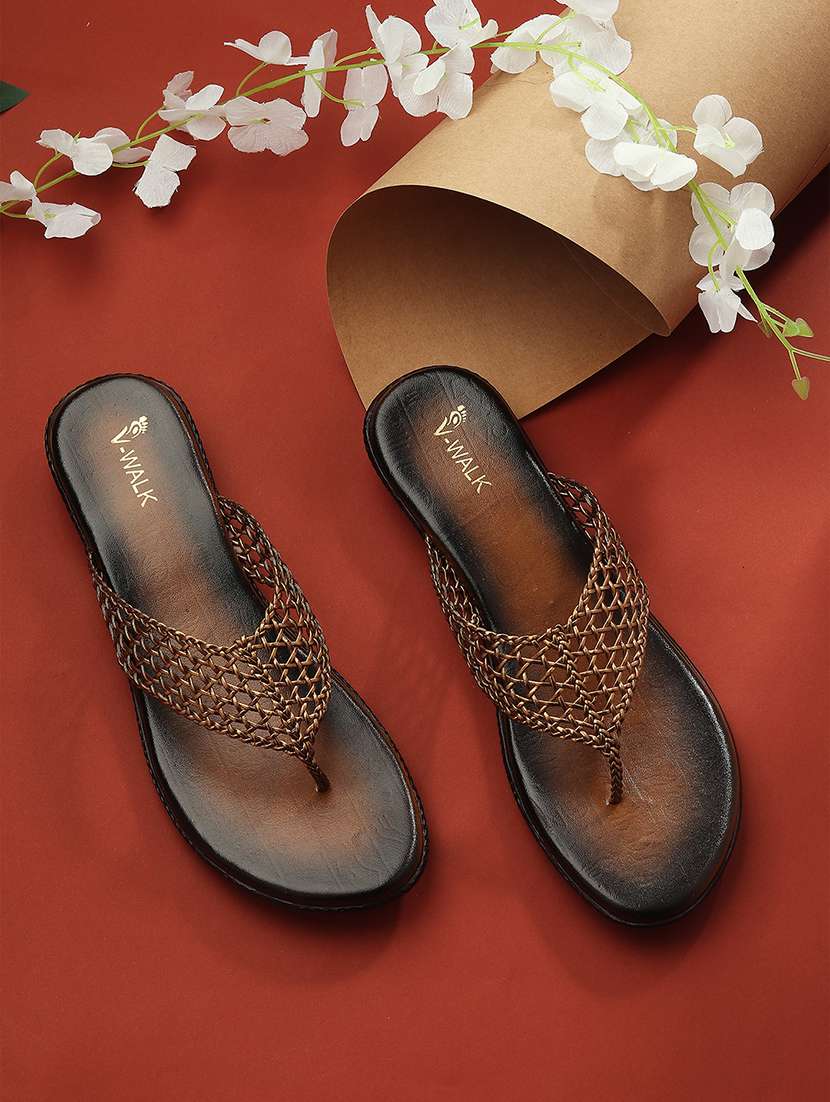 women solid slip on flat sandal