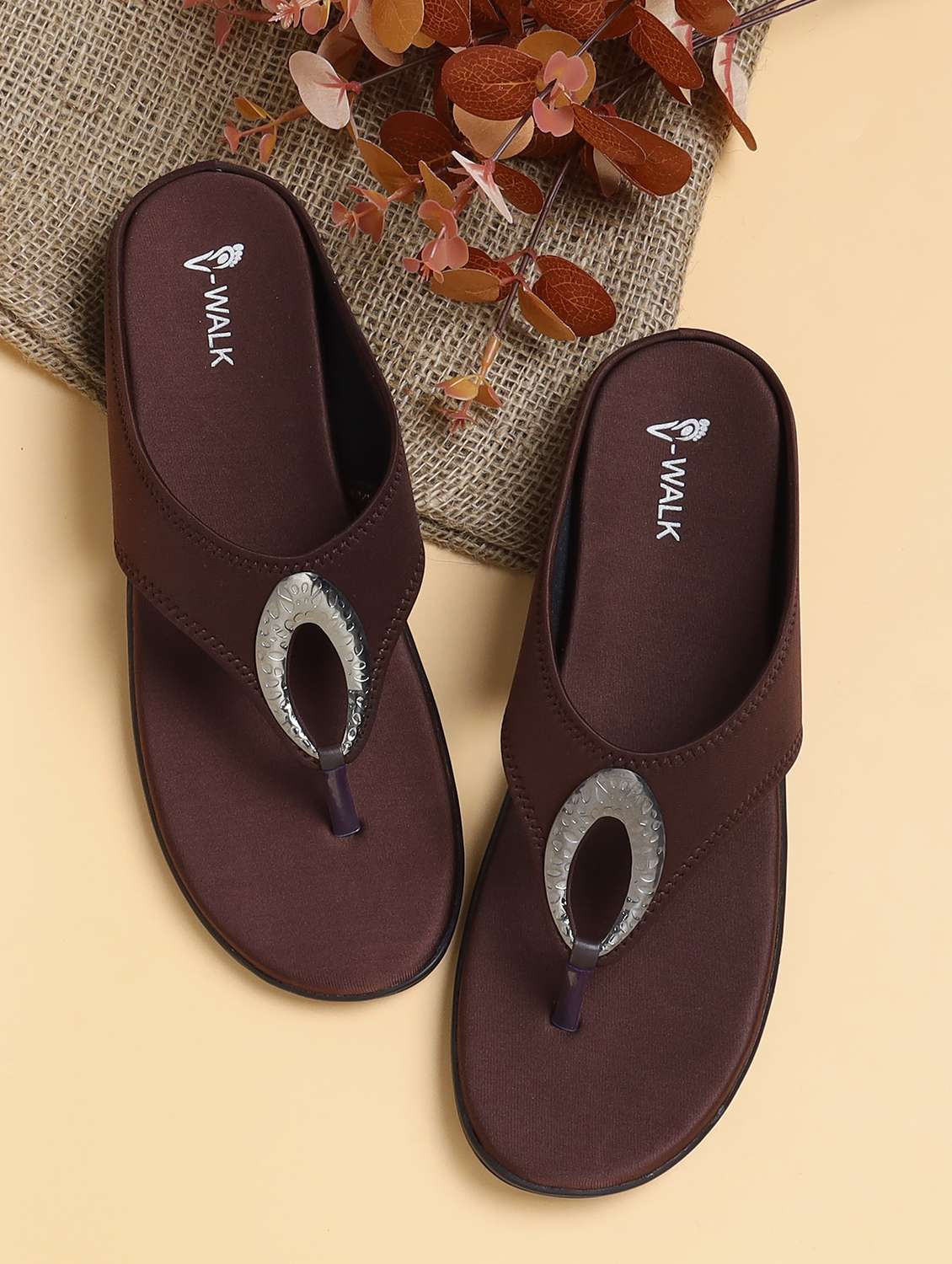 women solid slip on flat sandal