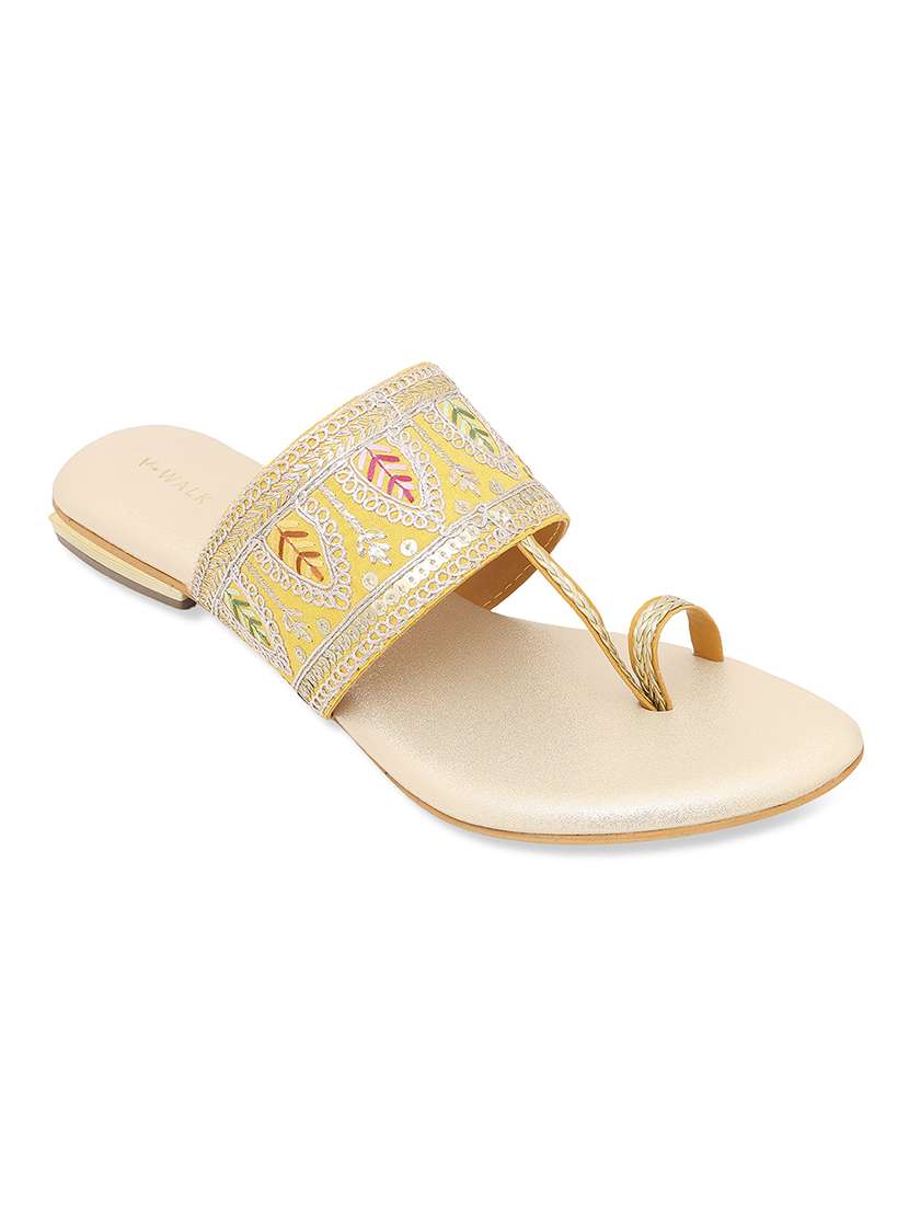 women embroidered one toe flat sandal - 22331937 -  Standard Image - 1