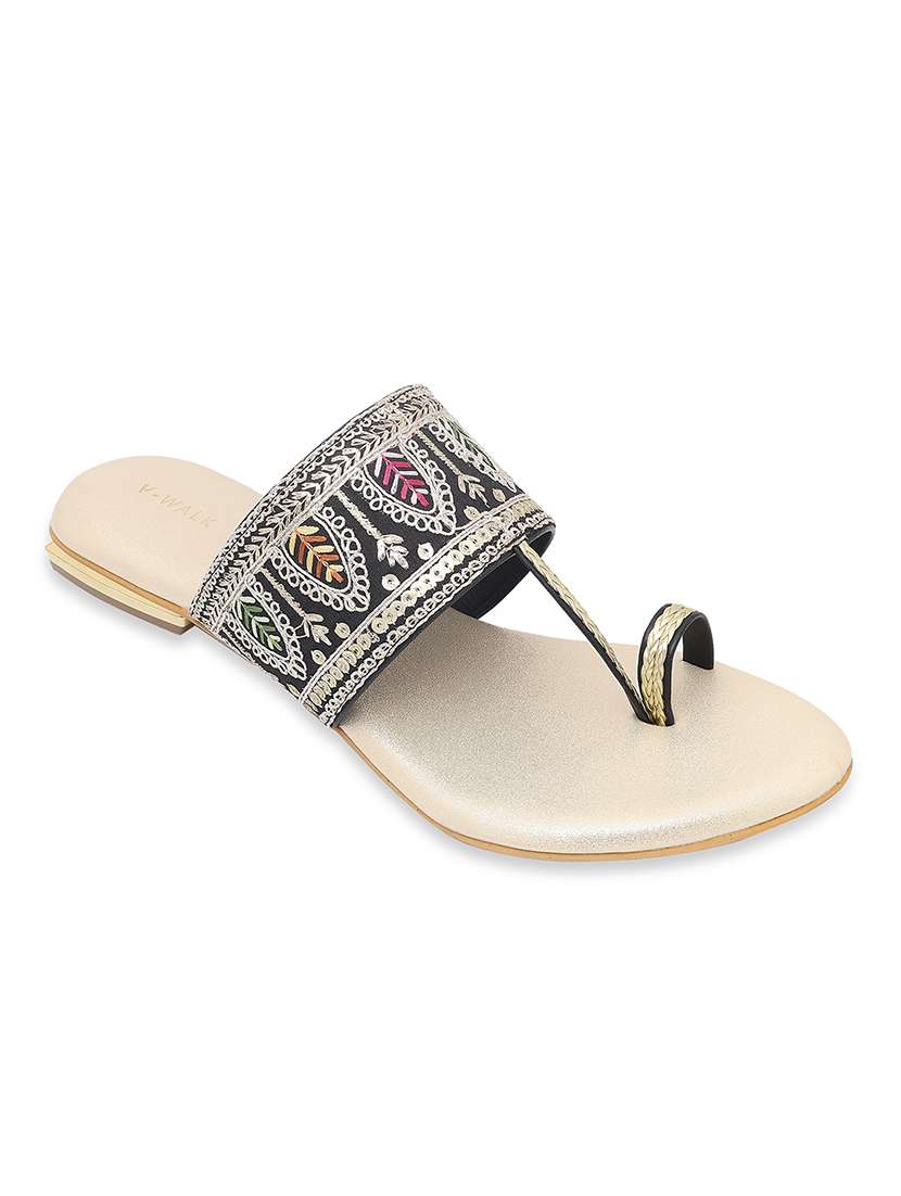 women embroidered one toe flat sandal - 22331940 -  Standard Image - 1