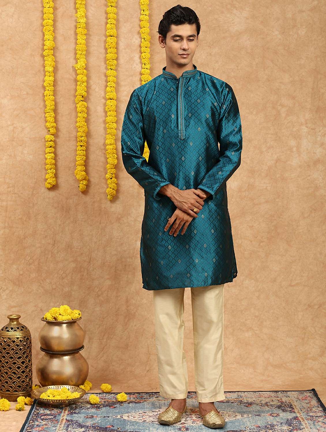 men self design mandarin neck long kurta