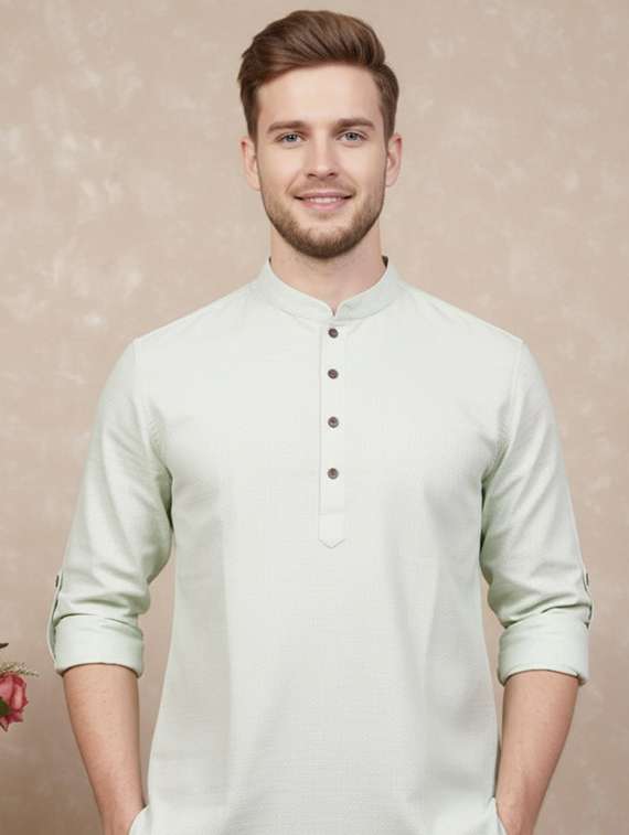 men solid mandarin neck short kurta - 22332122 -  Standard Image - 4