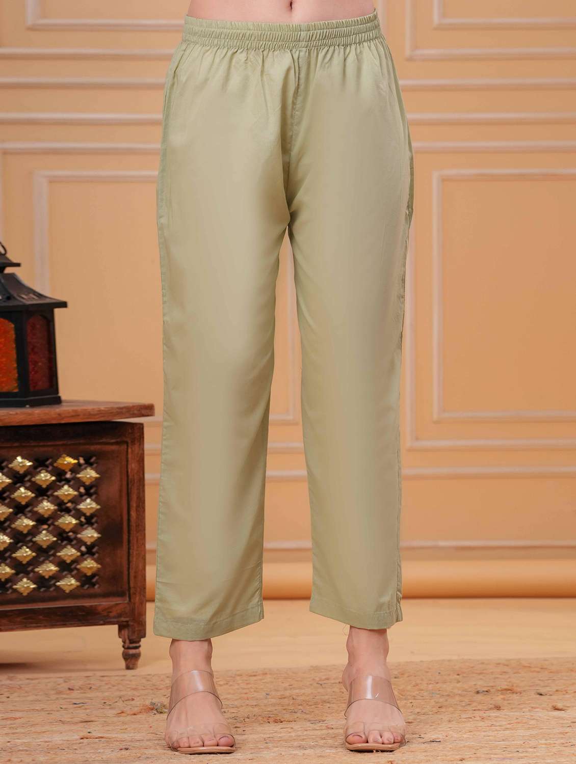 women solid with work v neck kurta pant set - 22332246 -  Standard Image - 4