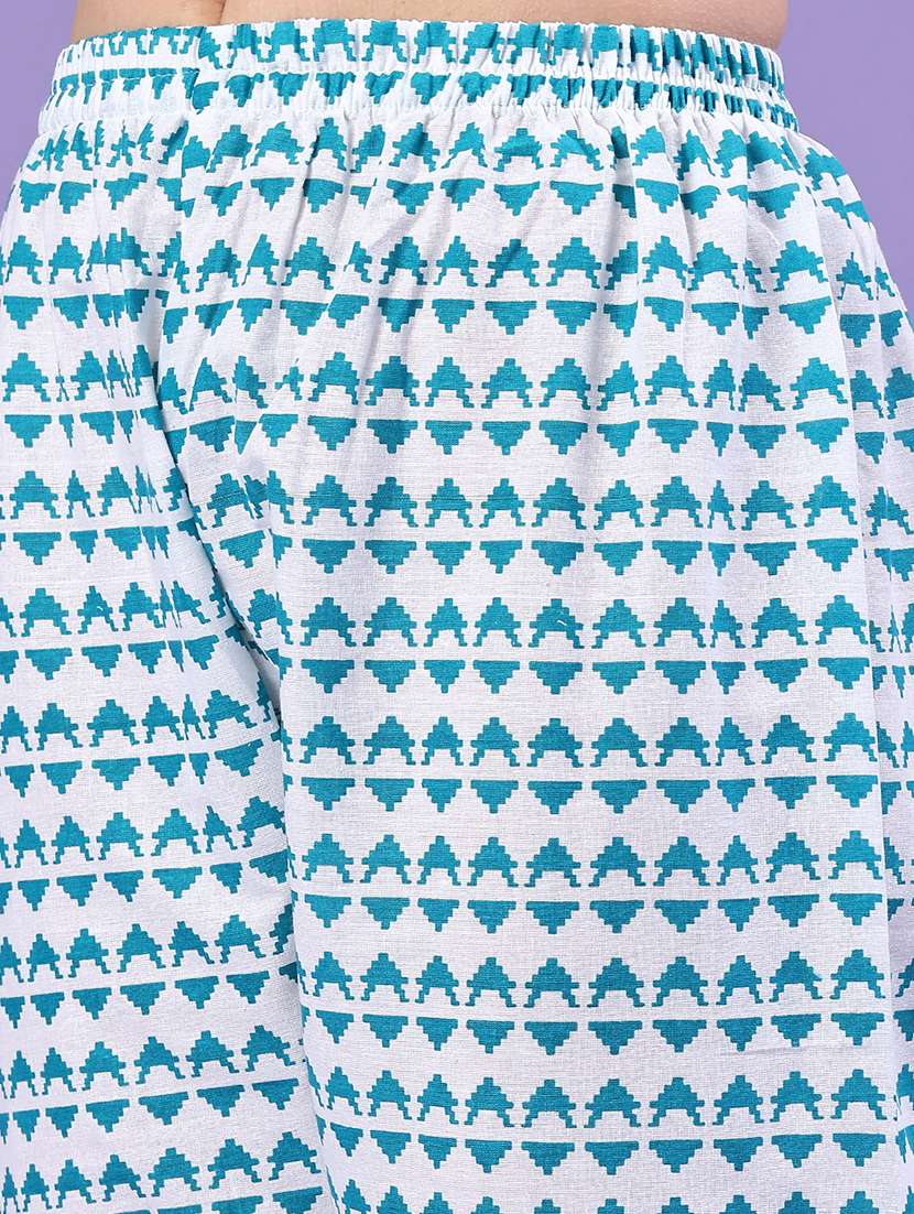 women floral three quarter sleeve kurta pant with dupatta set - 22335534 -  Standard Image - 4